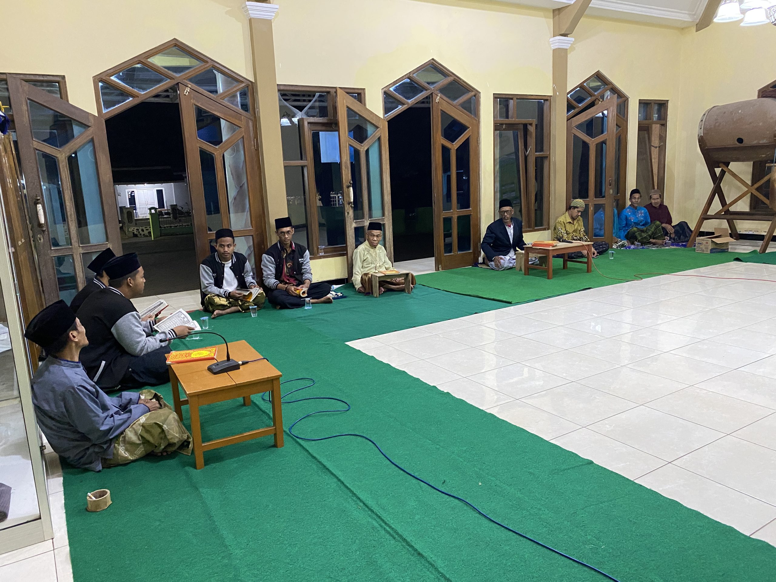 Rutinan Pembacaan Maulid Al-Barzanji di Masjid Baitul Awwal