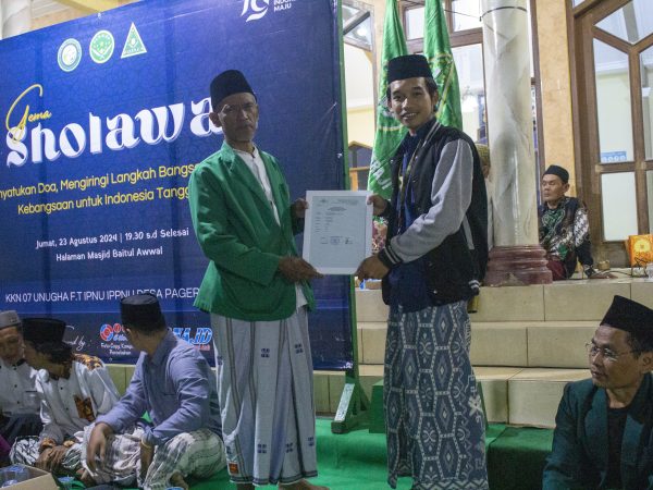 Gema Sholawat di Masjid Baitul Awwal